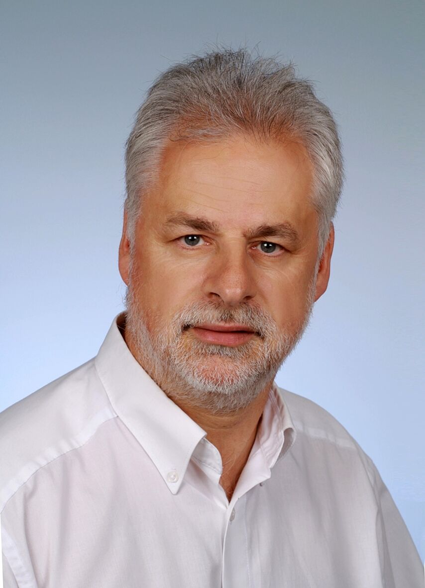 Hartmut Schenk Hartmut Schenk, Servicestelle Ehrenamt und Kreisausbildungsleiter